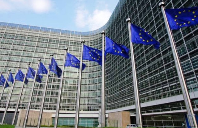 Integrazione, la Commissione UE lancia una consultazione pubblica